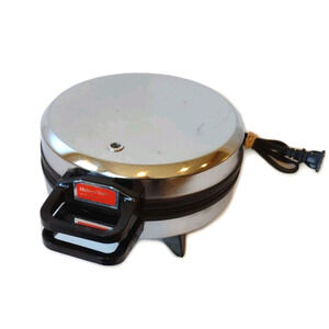 Vintage Rare VITANTONIO Mickey Mouse Waffle Maker Iron Disney 950 Tested WORKS!